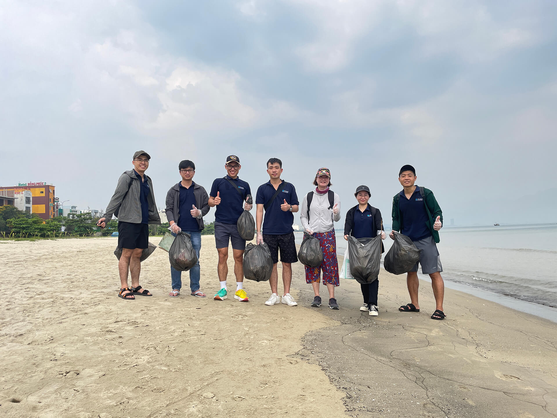 Beach clean-up campaign at Thanh Khe beach